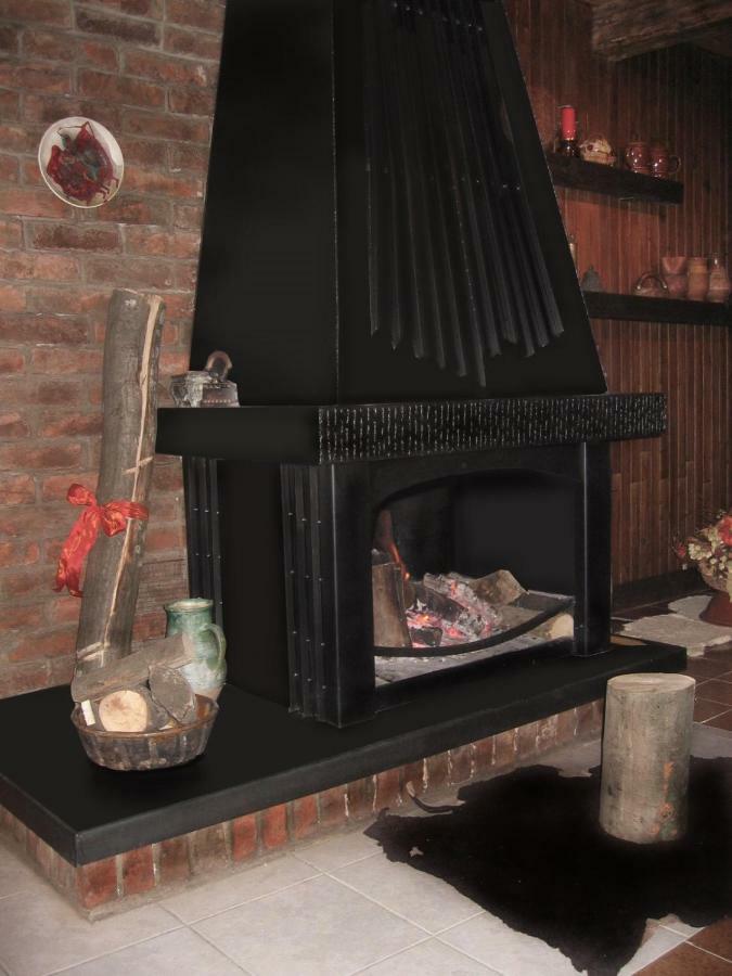 Kuca Viola, Traditional Wooden House In トゥヘイ エクステリア 写真